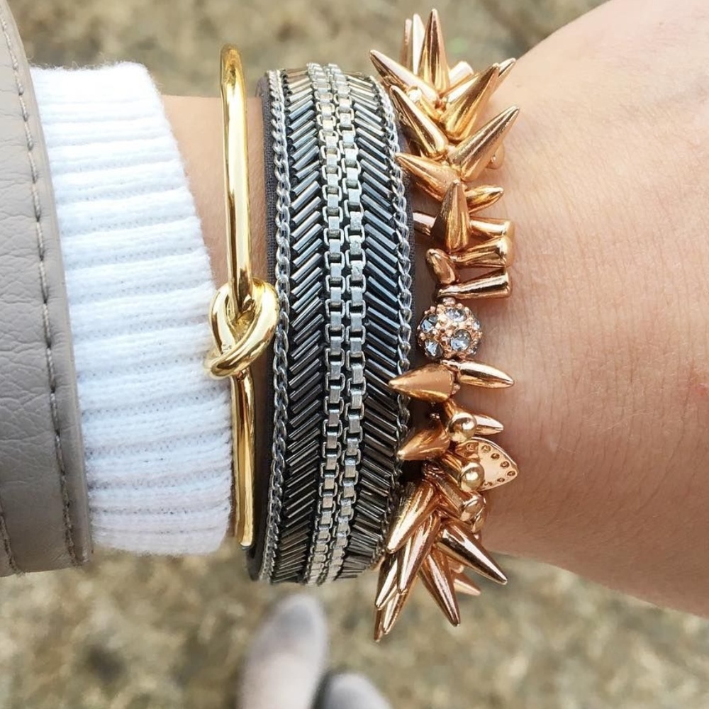 Stella & Dot | Dainty GOLD Delicate Knot Cuff Bracelet - Picture 4 of 6